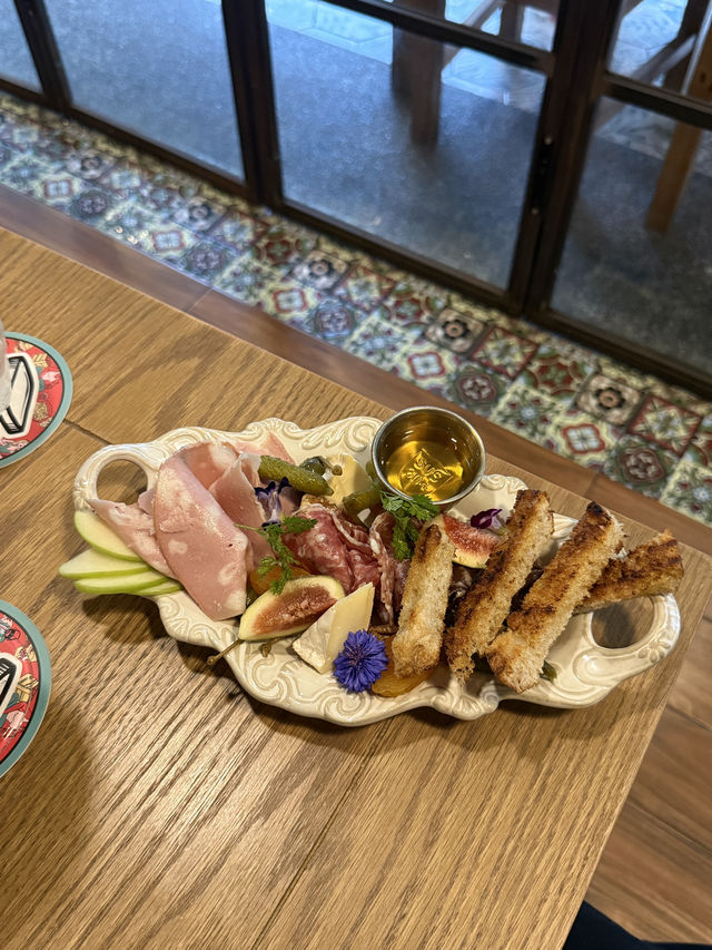 新加坡探店｜來三次才吃到的店還好餐點好吃沒讓我失望