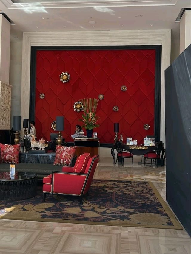 “The Trans Resort Bali in Seminyak:Seminyak’s Luxurious Oasis of Elegance”