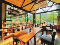 ภูกาษาวาเล่ย์ แม่สอด ทั้งที่พัก คาเฟ่ และออนเซ็น 