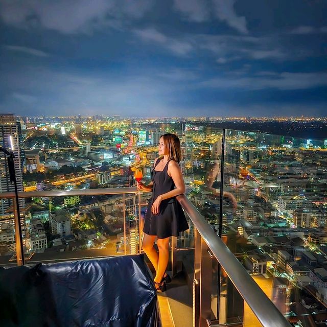 คาเฟ่ ร้านอาหาร บน rooftop ใจกลางกรุง