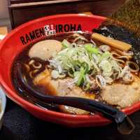 富山 | 必吃特色的黑拉麵---麵家 Iroha CiC店