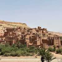 🏰✨ Ksar Ait Benhaddou: Morocco’s Iconic Desert Fortress & Hollywood Star