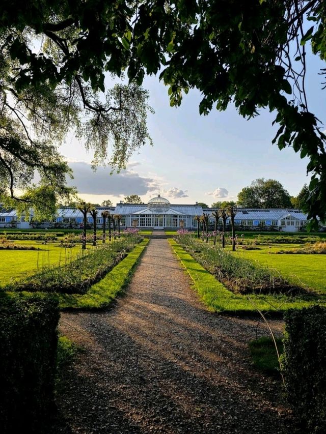 Chiswick House and Gardens, a free must-visit park