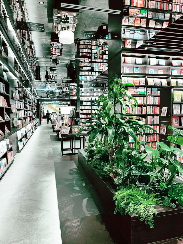 Tsutaya Bookstore Bukit Jalil: A Must-Visit Aesthetic Escape This Summer