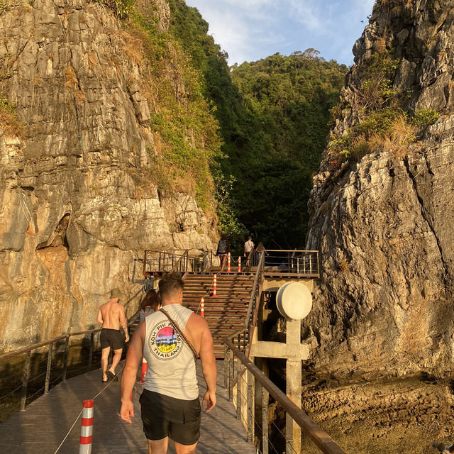 Phiphi island 