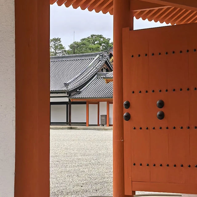 A Regal Walk Through Time – My Visit to Kyoto Imperial Palace
