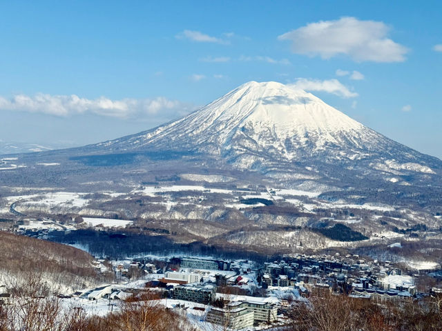 盡亨羊蹄山美景的滑雪場⛷️