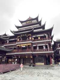 3‑day itinerary for Shanghai, with accommodation, food tips, and practical advice: