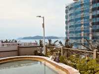 Club D Oasis, Busan: A Premium Waterpark and Spa Experience