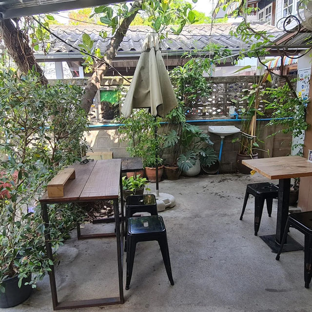 🌿☕ Ko-ming Cafe อุดรธานี — คาเฟ่เล็กๆ 