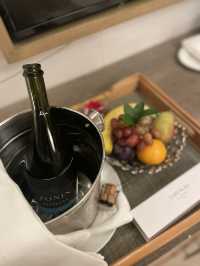 ที่พักราคาเป็นสองหมื่นกว่า มันเริ่ดจริงไหม