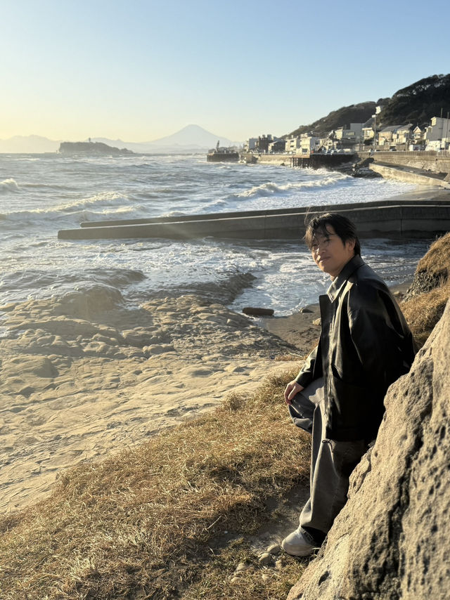 Kamakura Day Trip Guide: Temples, Trains, and Seaside Chill