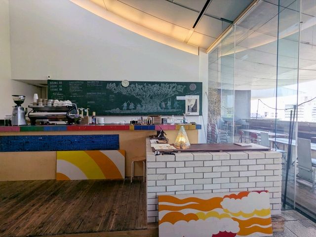 和歌山市 | BRING BOOK STORE 美術館的書香咖啡店