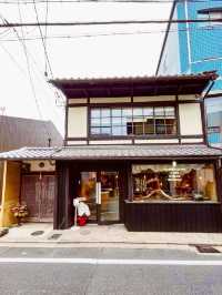 KUMONOCHA Bukkoji Cafe