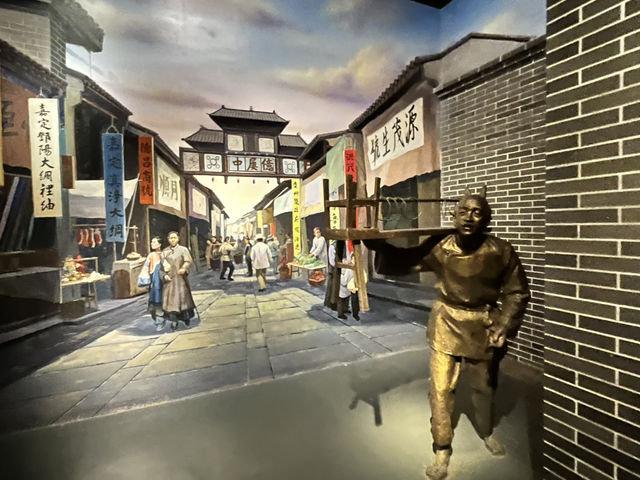 🖼️ Chengdu Museum – The Perfect Cool-Down Cultural Stop in Tianfu Square