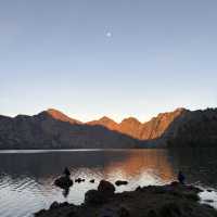 Rinjani in 5: Summit, Soak, and Snooze