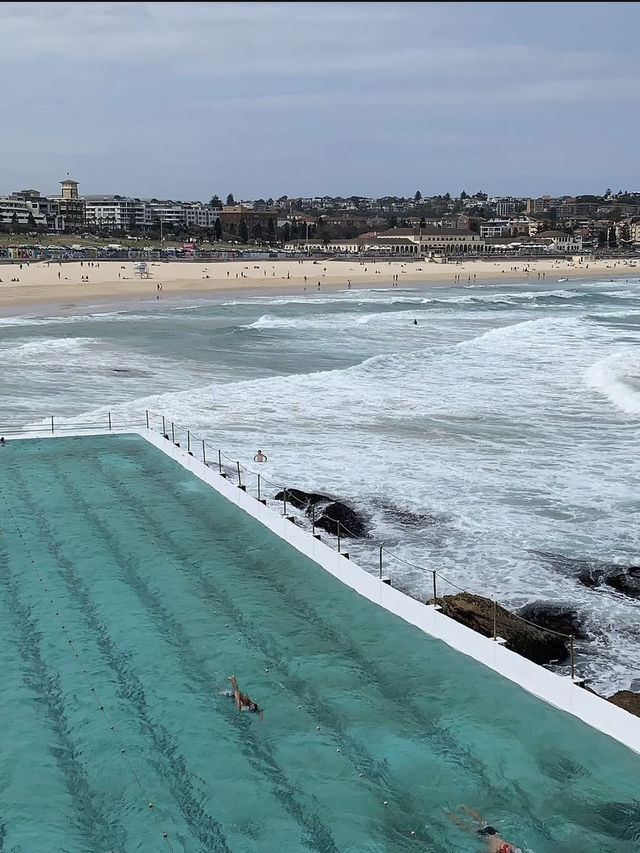 🏖️ Bondi Beach, Sydney – My All-Time Favourite Summer Getaway 🌞🌊