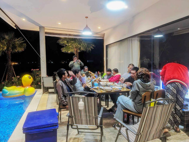 OLARN View - ที่พักพูลวิลล่าสิรินธร