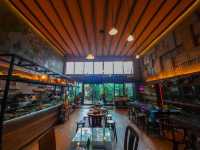 มาดามพาเท่ห์ สัมผัสความเท่ห์ร้านบรรยากาศดี