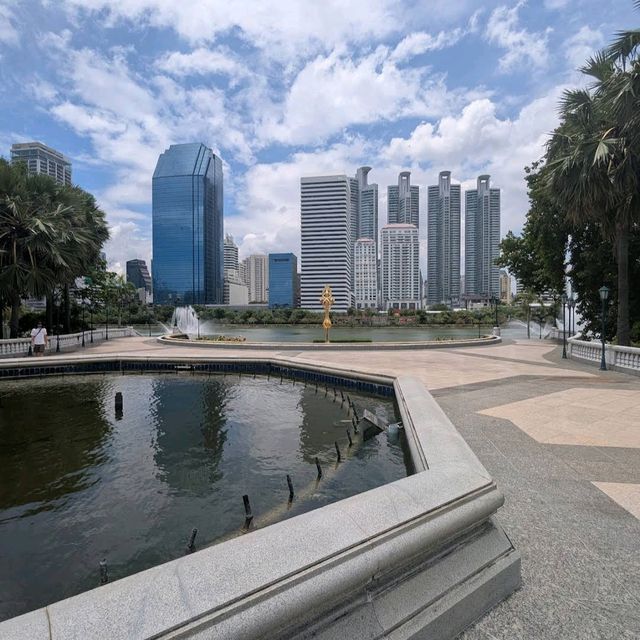 Benjakitti Park