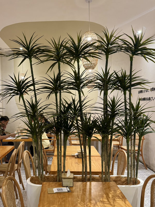 Boho Vibes & Big Menus — Ruang by Cookiez Bar