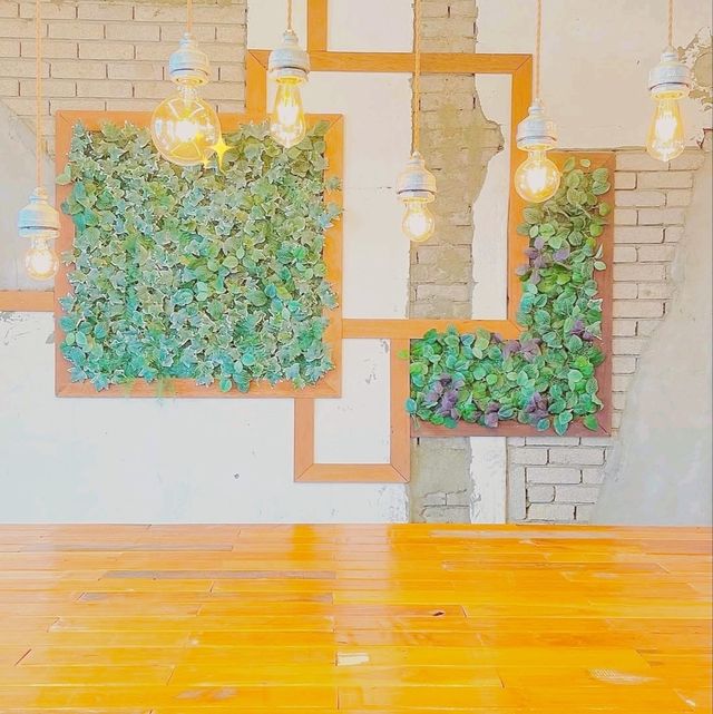 Brick Block 482 Cafe