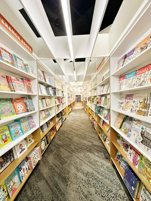 Pages and Panoramas: BookXcess Pavilion KL’s Literary Escape