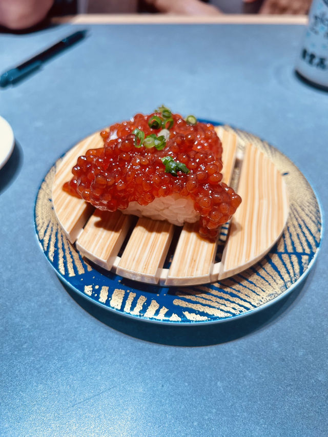 Conveyor Belt Sushi in Susukino 🇯🇵