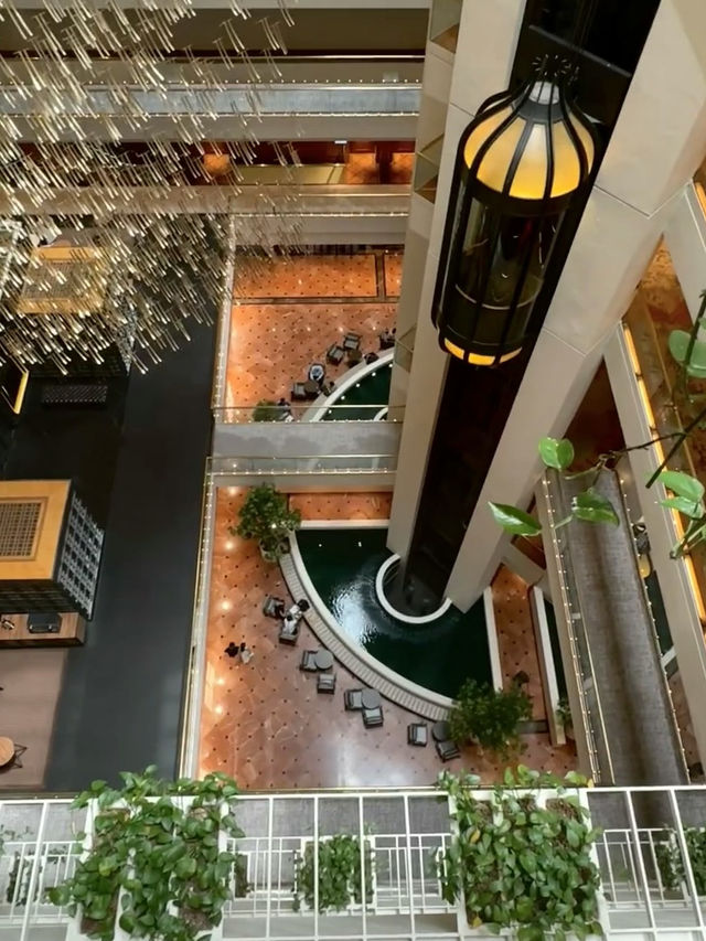 🌟 Old-Money Elegance in the Heart of Orchard — Conrad Singapore Orchard Review