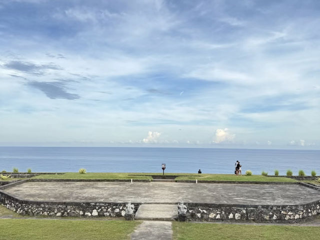 Gunung Payung Beach: Our Favorite Uluwatu Secret! 🏝️💙