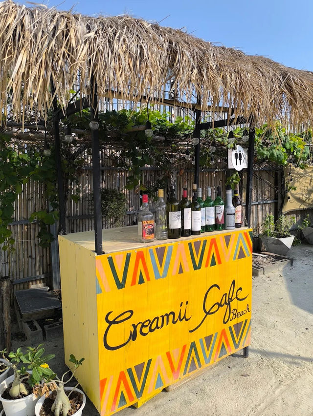 Creamii Cafe Beach Pattaya คาเฟ่สวยพัทยา