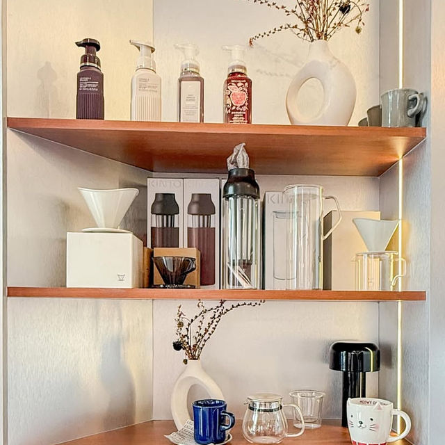  Lie Awake Cafe – ร้านกาแฟเล็ก ๆ