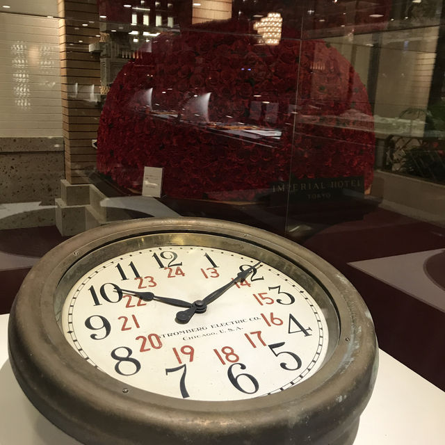 【三菱一号館美術館から有楽町　帝国ホテルロビーラウンジ1F ミュージアムライクな夜カフェツアー】