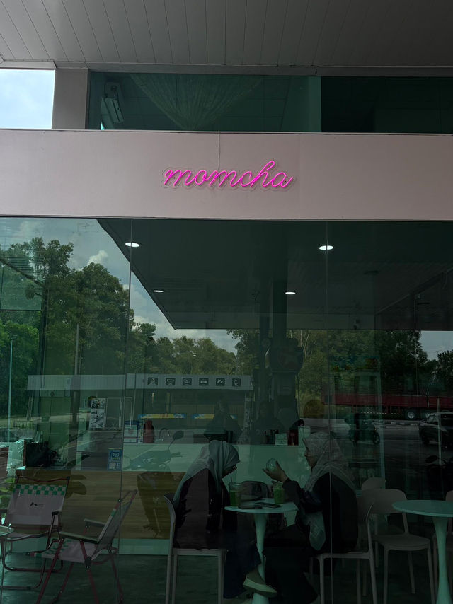 Pink Vibes & Matcha Dreams at Momcha, Sungai Petani 💗🍵