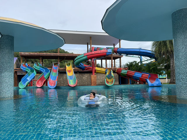 สวนน้ำขนาดยักษ์ ที่ together resort