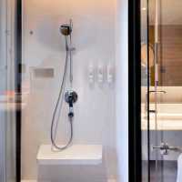 當孩子用薯條餵企鵝時，你會發現快樂原來這麼簡單