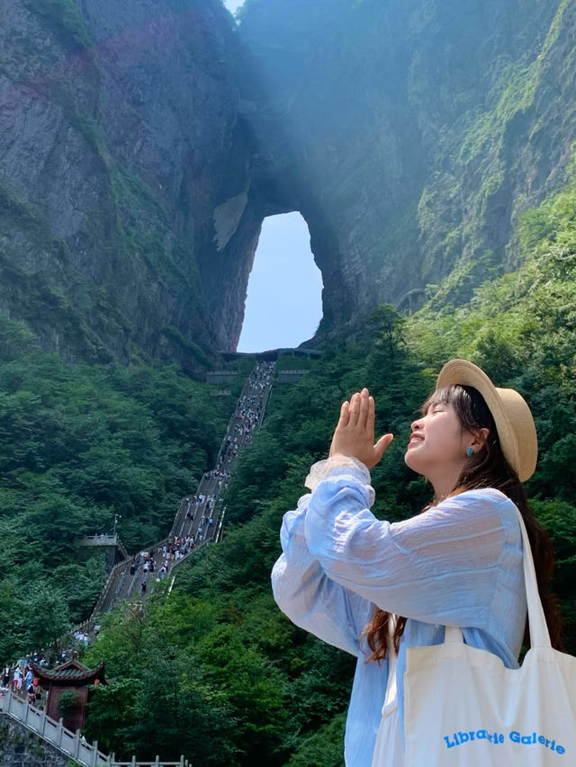 🏞️ Zhangjiajie Travel Guide ✨
