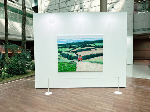 🎨 미술과 ✈️ 공항의 콜라보