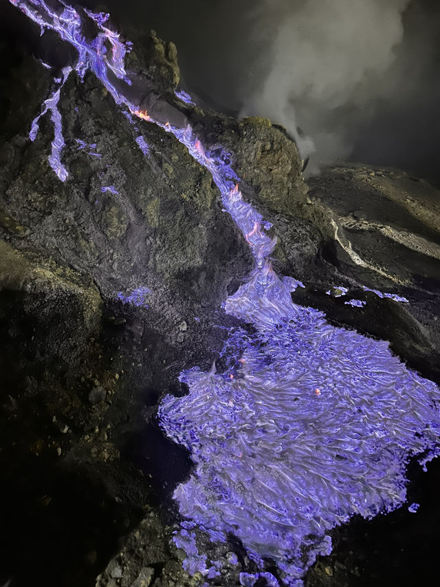 Sunrise in volcano crater 🌋🌄