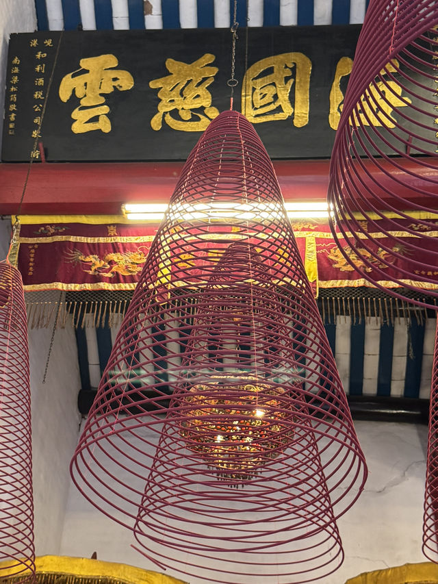 會安古鎮的會館群：宮廟煙火裡的鄉愁、信仰與文化延續