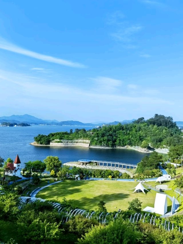 Land of  Thousand Wonders-Qiandao Lake