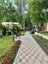 🌹 A City of Roses: Strolling Through Dushanbe