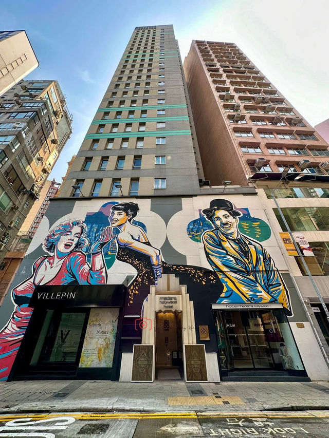 A Tapestry of Time on Hollywood Road 
