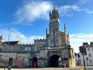 歴史的な町、時を超えたイングランドの魅力