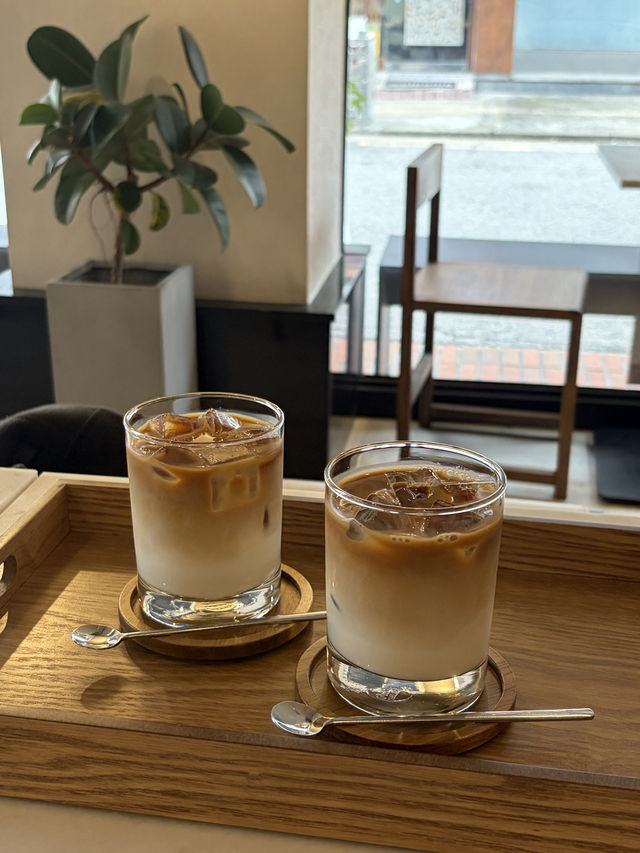 ☕ 망원동 카페 씨엘로, 햇살이 머무는 공간 🌿