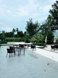  Roxy Sematan – Family-Friendly Beach Escape