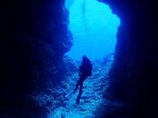 Tinian Blue by Boat from Saipan: Top 2 Dives of a Lifetime.