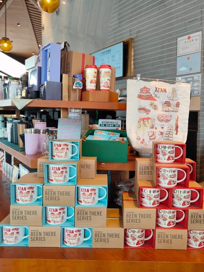 花柄デザインが魅力的なスターバックス限定グッズ。 | Trip.com 西安