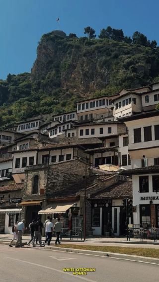🪟 Berat, The City of a Thousand Windows