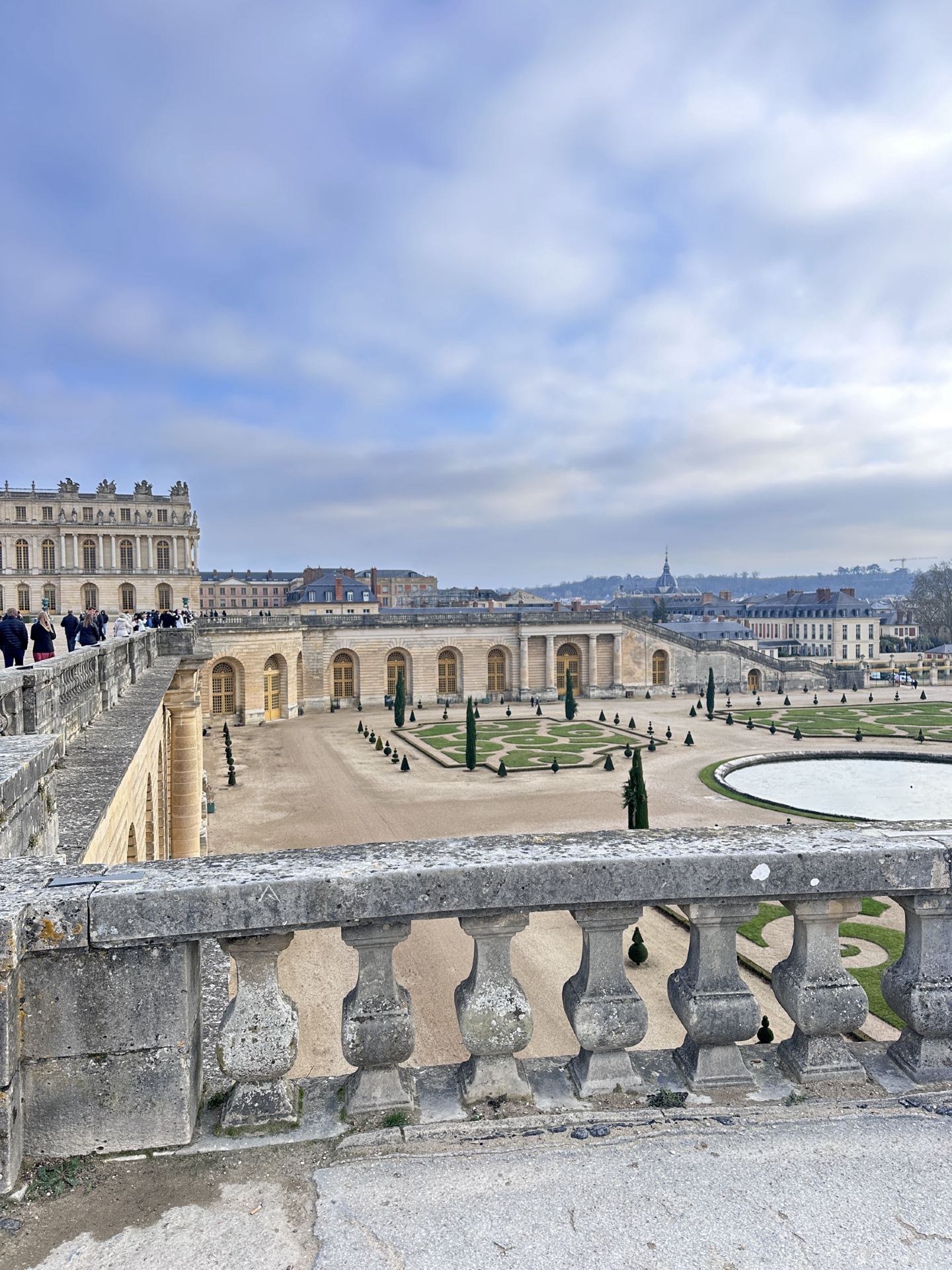 Plan It or Wing It? Why Booking Ahead is Mandatory for the Palace of Versailles!